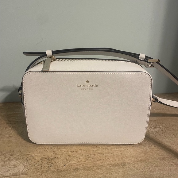 kate spade Handbags - White Kate Spade crossbody purse
